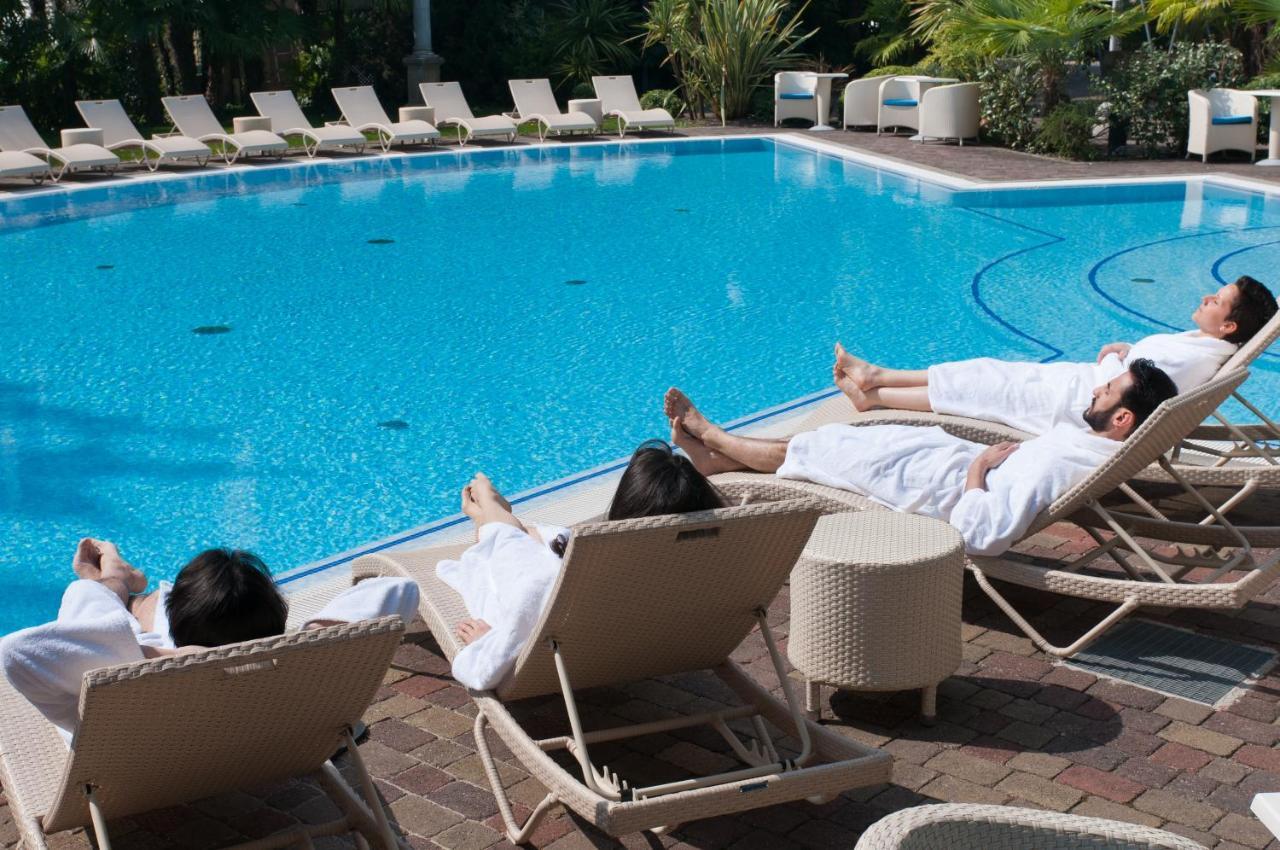 ריבה דל גארדה Villa Nicolli Romantic Spa Resort - Adults Only מראה חיצוני תמונה
